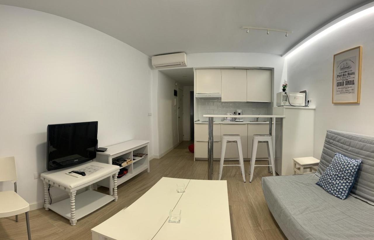 Alameda Apodaca Кадис Екстериор снимка